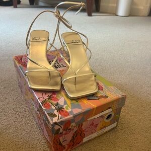 Jeffrey Campbell Fluxx Kitten Heels